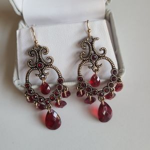 Vintage Avon brand  earrings Red stones gold wires